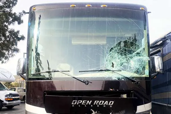 rv windshield replacement